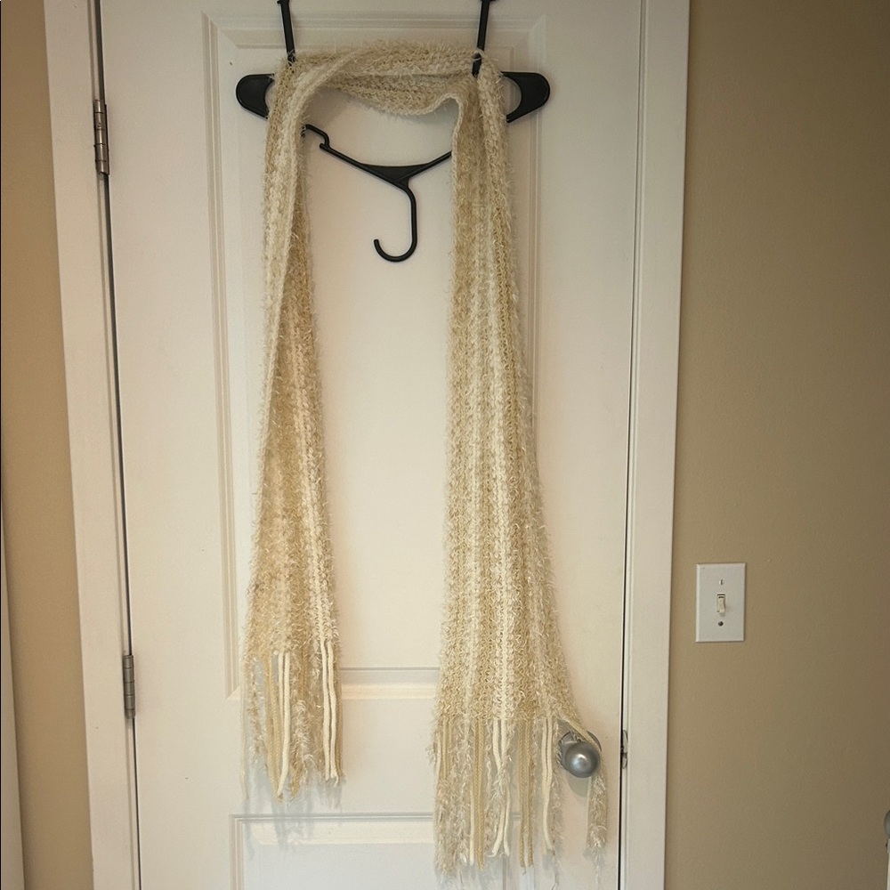 Cream Knit Fringe Scarf